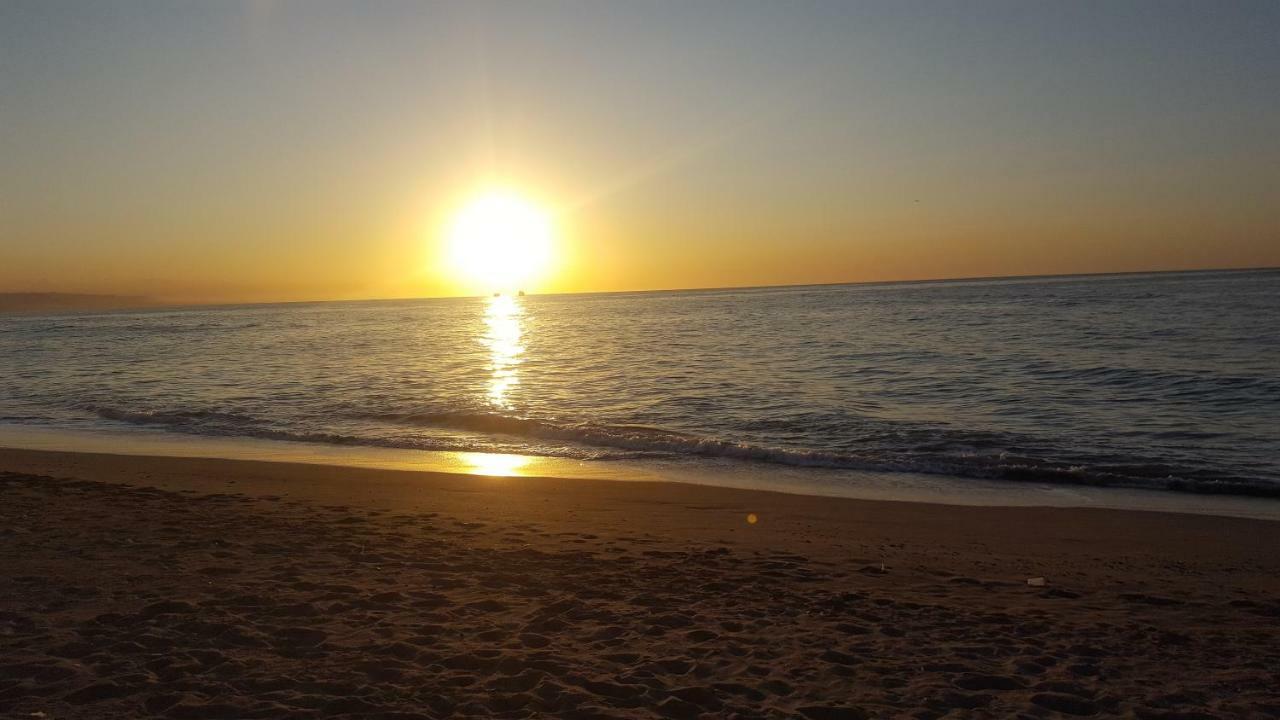 Apartamento Primera Linea De Playa Torremolinos Buitenkant foto